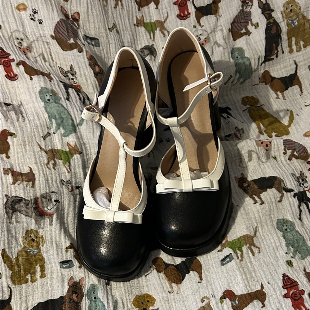 Chic Black and White Women's Heels